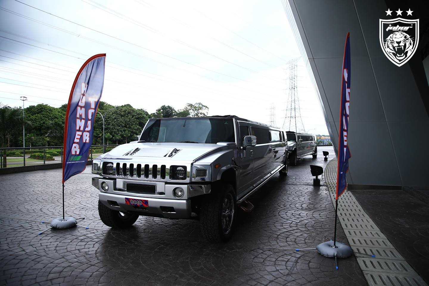 Hummer Tour