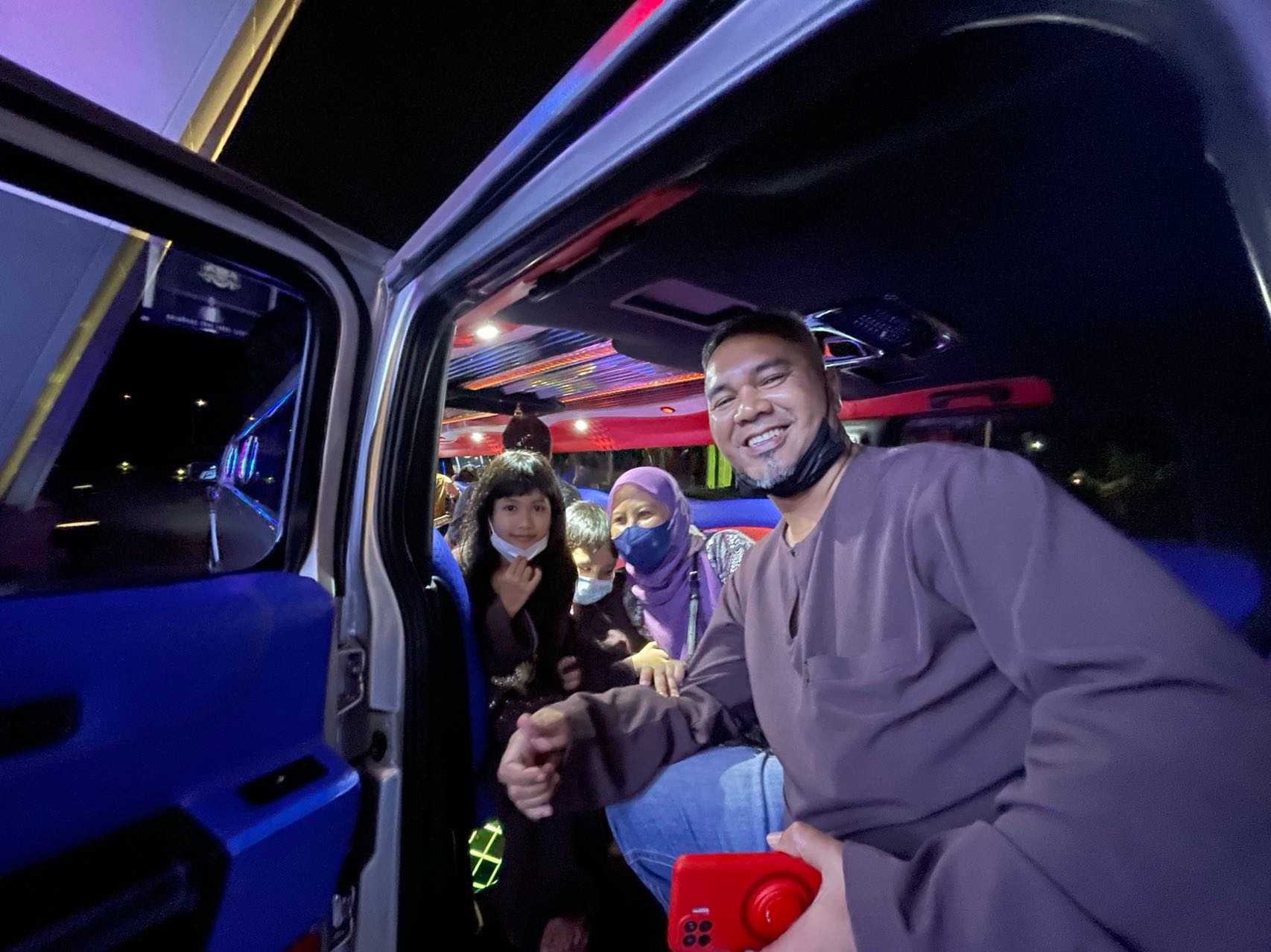 Hummer Tour